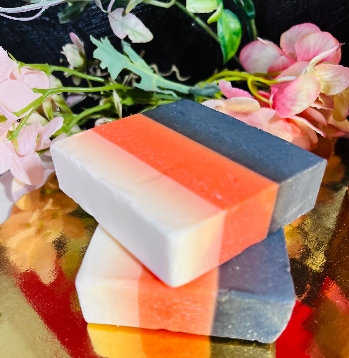 Premium Maximum Lightening and Peeling Soap with Glutathione, Arbutin, and Kojic acid, Rejuvenates and Clears Skin - 65 Gram Bar